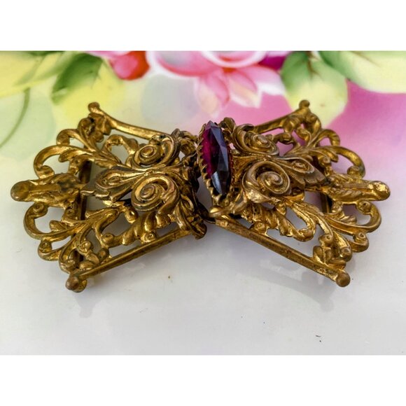 Antique Victorian OrnateBrass Dress Buckle With Ruby Red Glass Stone - Picture 2 of 8